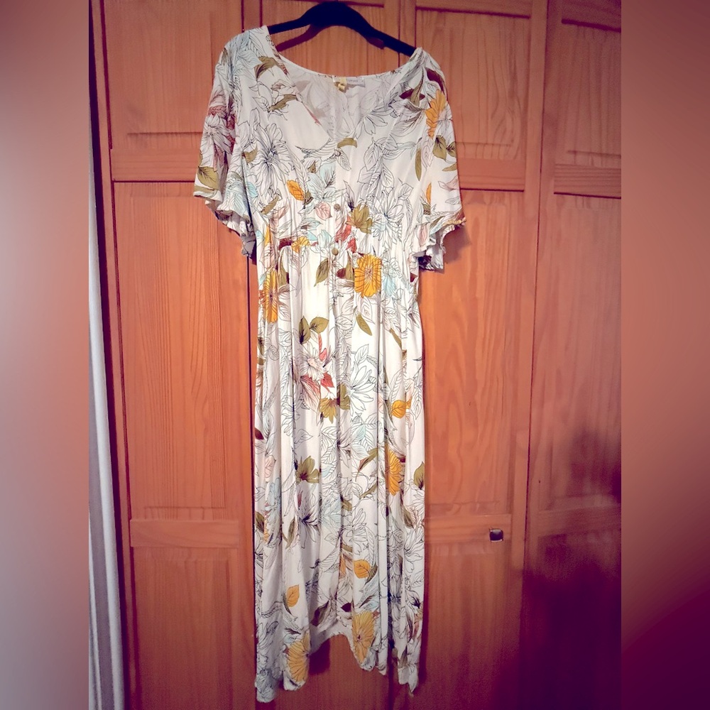Cupshe Cream Flutter Sleeve Maxi Sundress